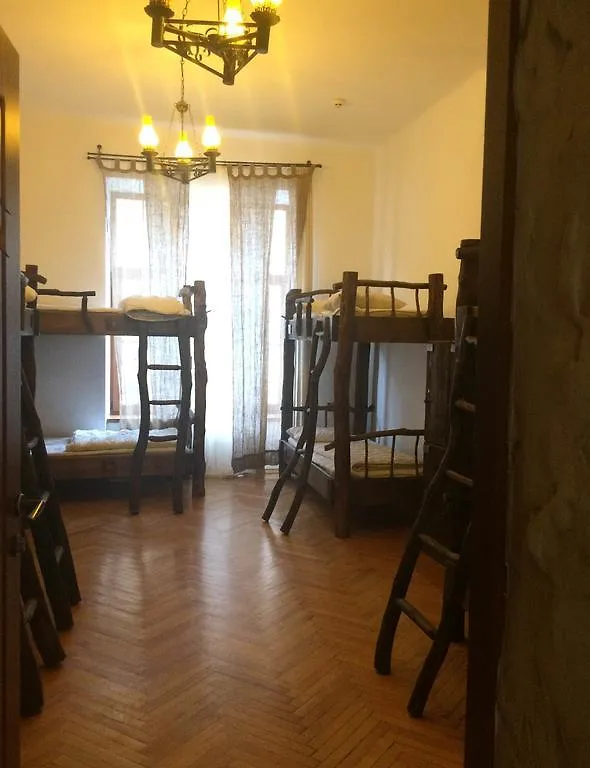 **  GHOSTel - Medieval Hostel Lviv Oekraïne